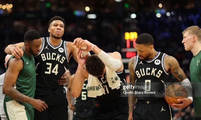 DB game-雄鹿主场力克人，字母哥贡献分的简单介绍