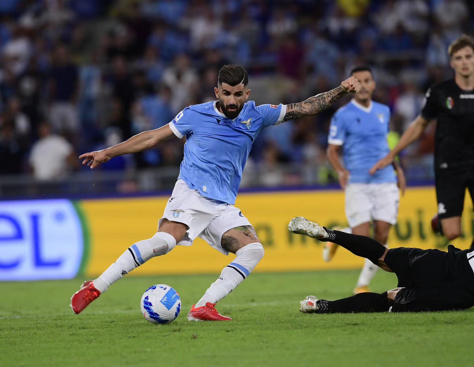 DB彩票官网-维罗纳客场战胜拉齐奥，取得关键胜利的简单介绍