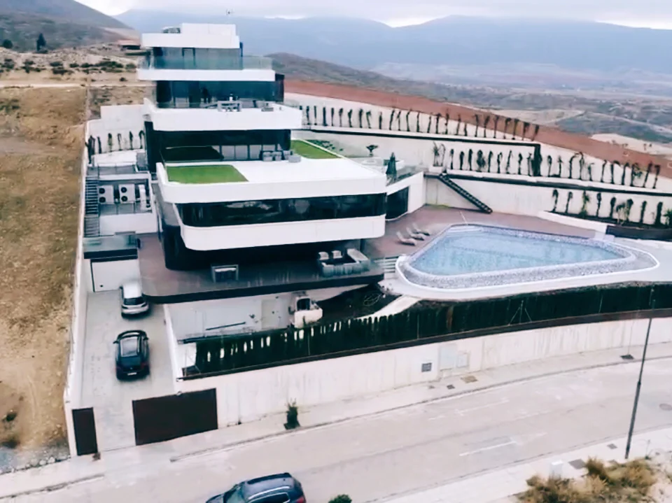 DB彩票官网-格拉纳达连续三轮不胜，降级形势日渐严峻的简单介绍