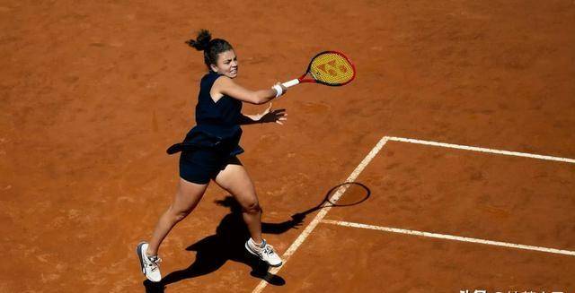 DB彩票官方网站-斯皮托夫主场告捷！斯皮托夫球员集体发威