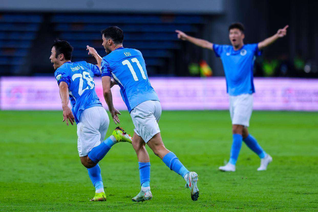 中国足球高水准对阵，球员实力引人瞩目的简单介绍