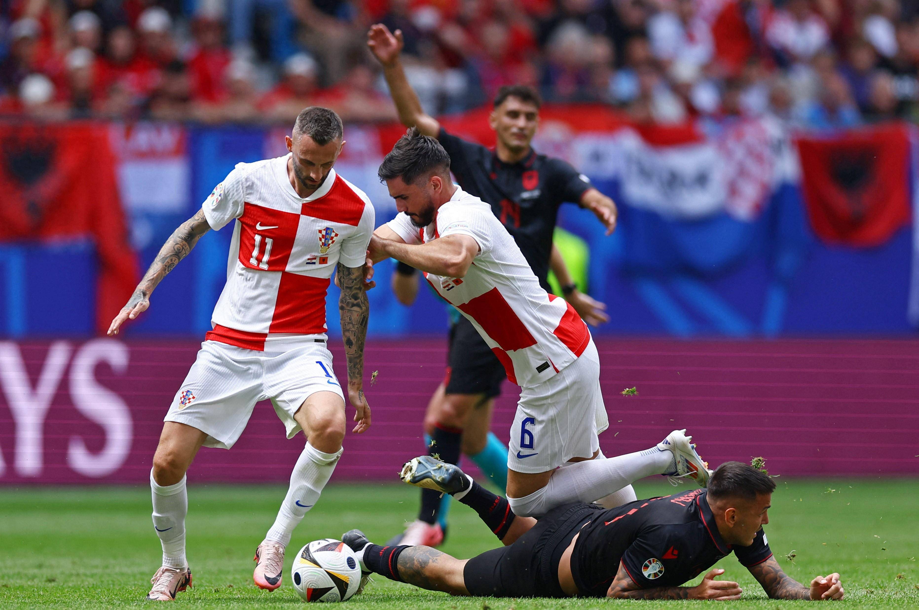 惊险瞬间！欧洲国家杯赛事展现顶尖实力