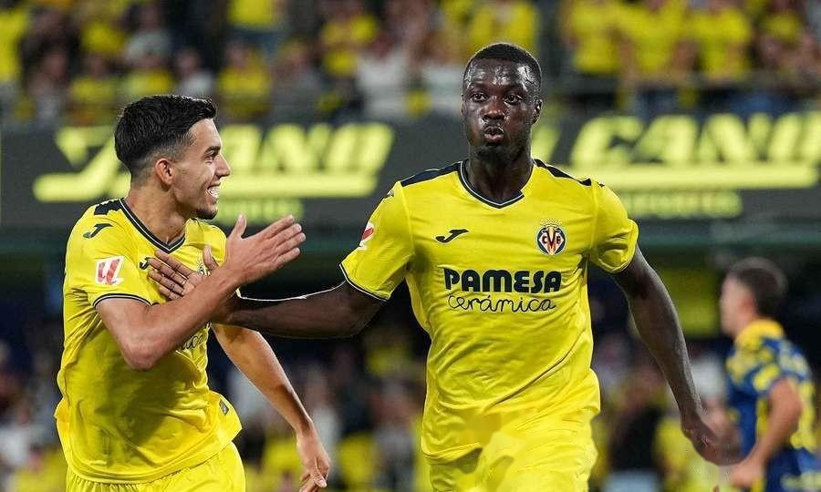 比利亚雷亚尔主场大胜，重返胜利赛道