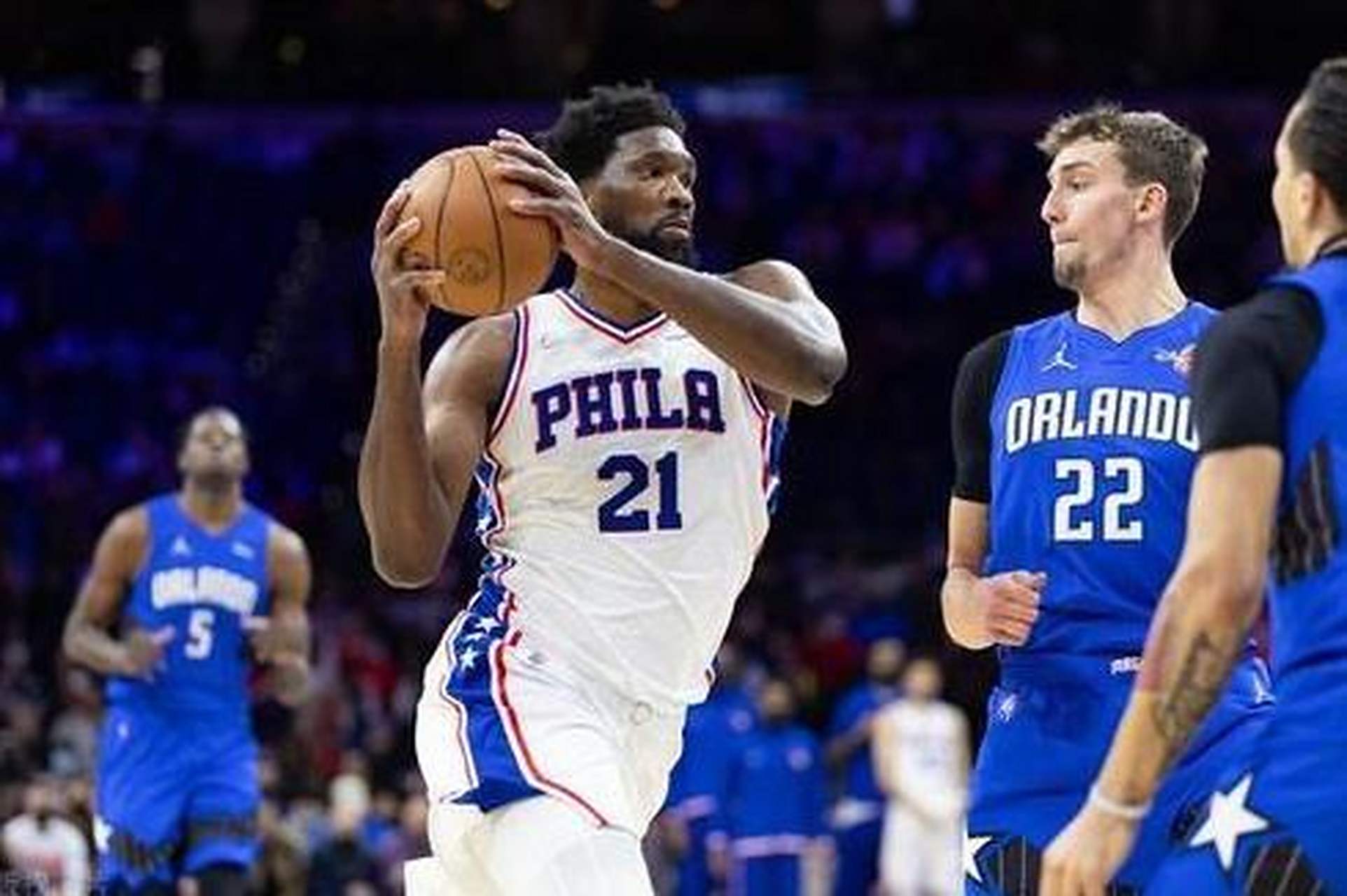 球队交易风起云涌，明星球员转会传闻不断的简单介绍