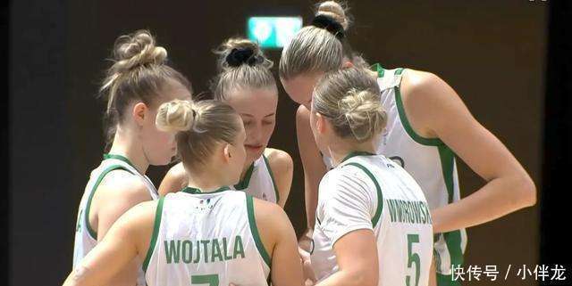 多宝彩票-波兰队勇夺全球杯冠军，喜迎胜利果实