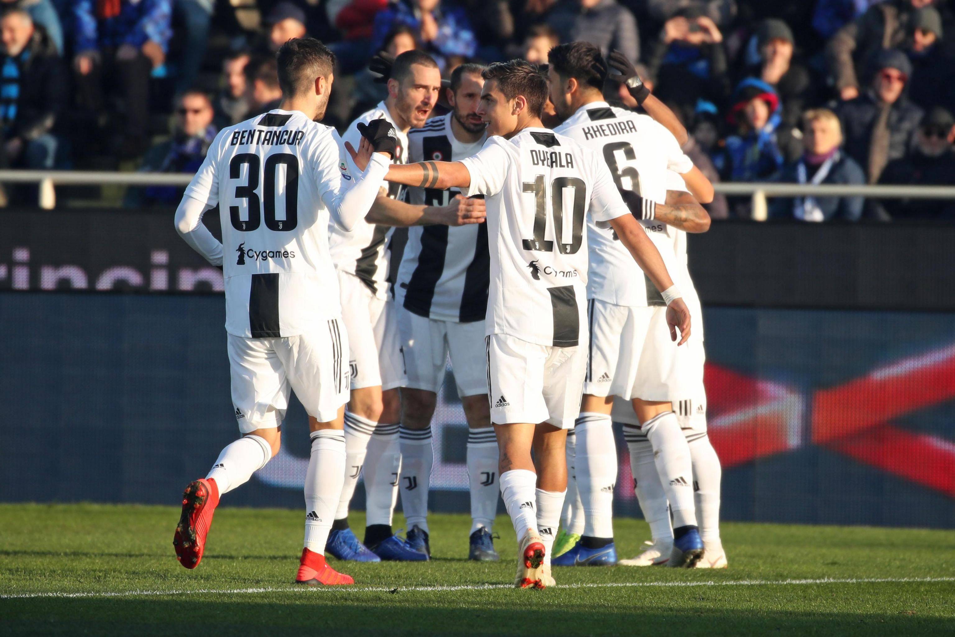 -尤文图斯大胜一仗，登顶积分榜