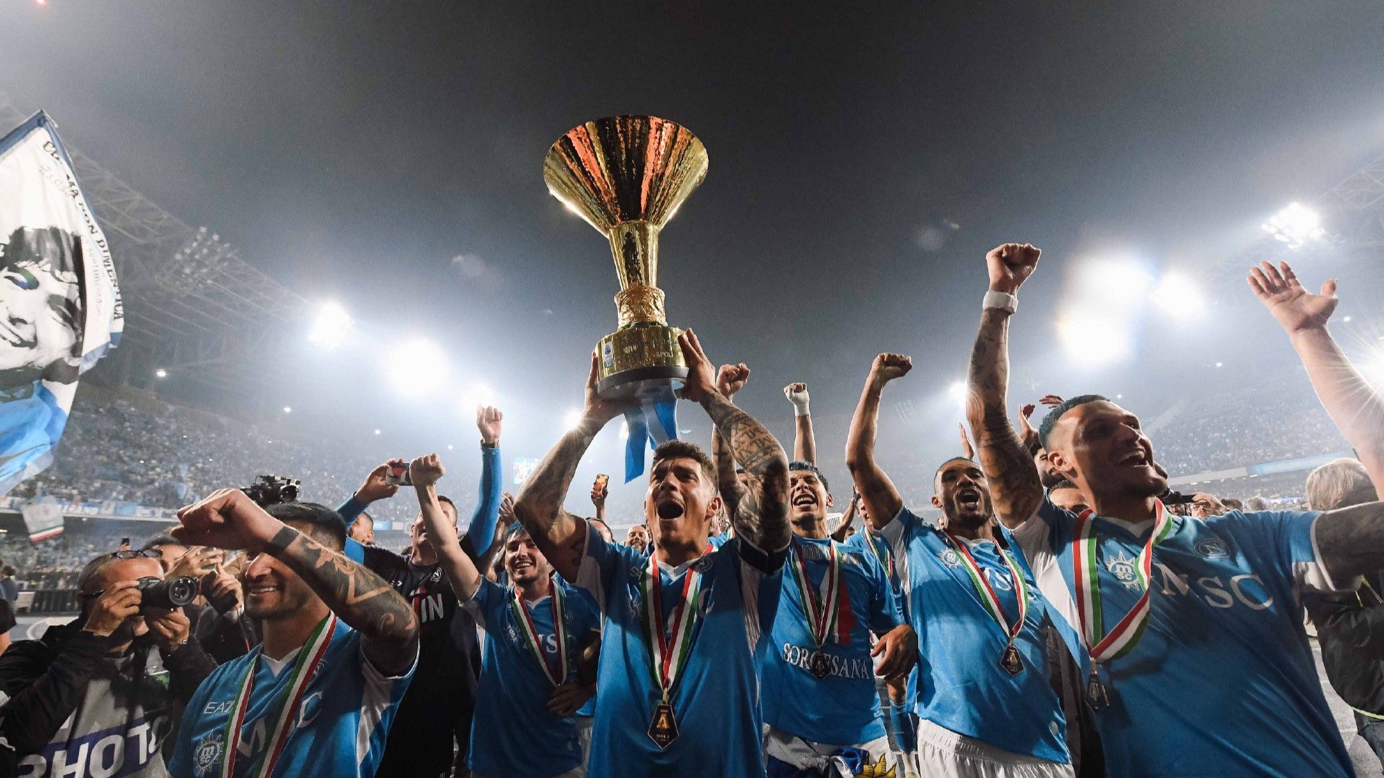 那不勒斯主场告捷，豪取联赛领先地位