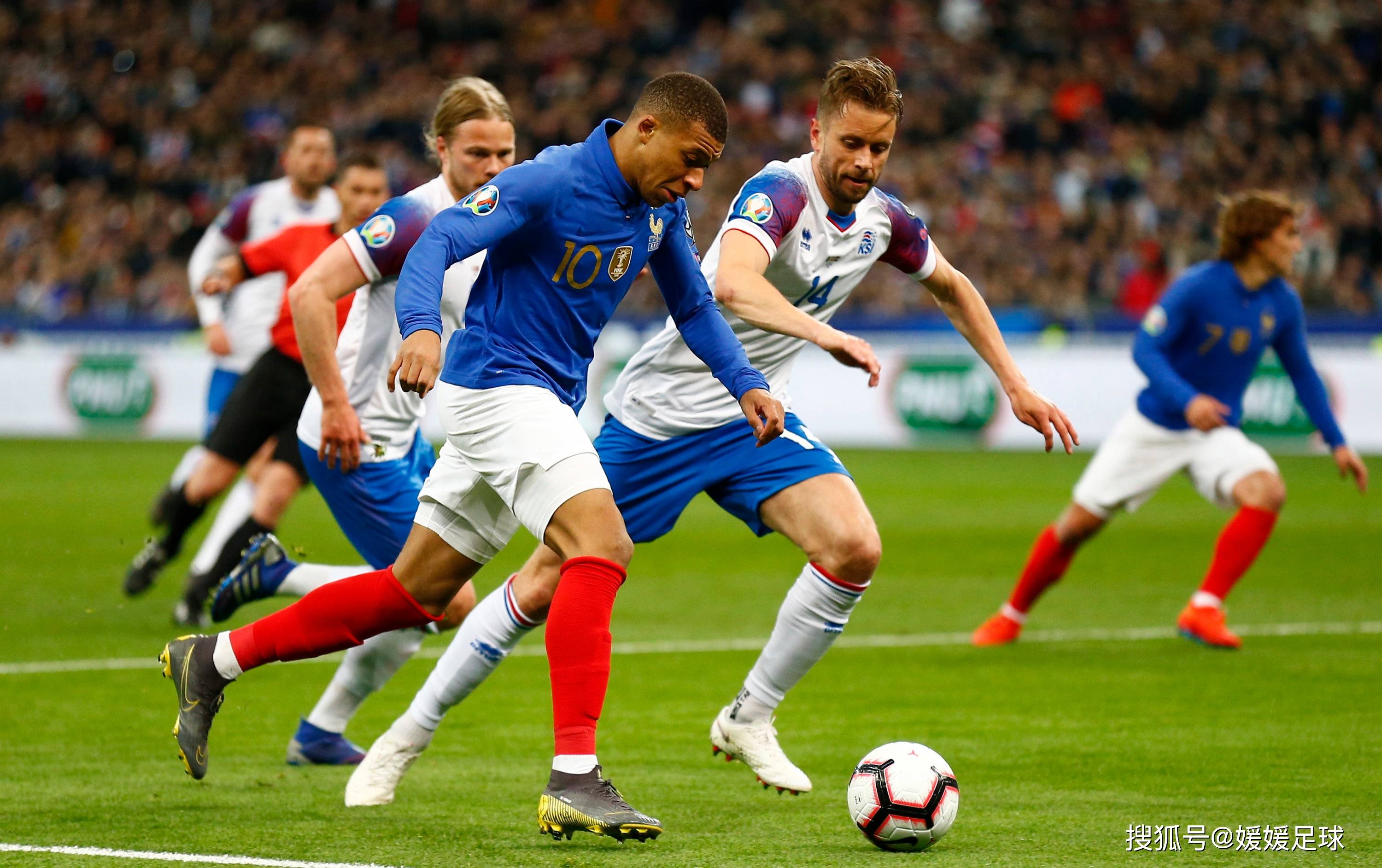 斯洛伐克客场惨败乌克兰，欧洲国家联赛出线遥遥无期的简单介绍