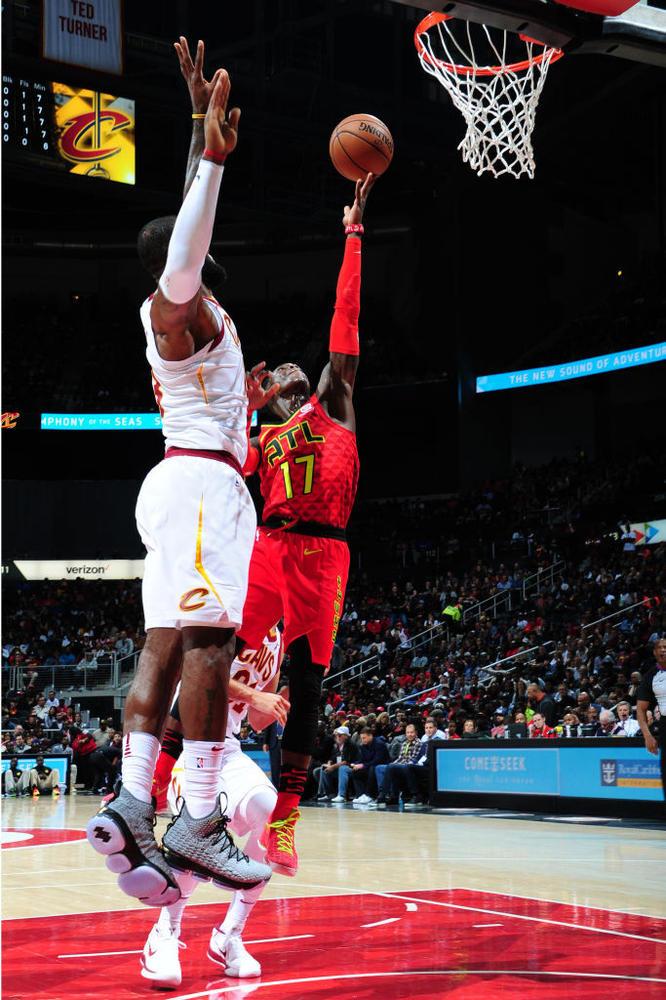 骑士战胜老鹰，豪取四连胜