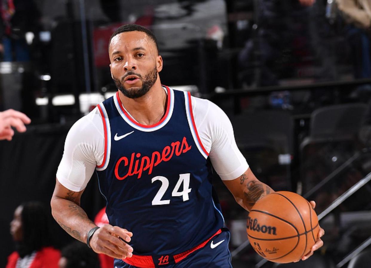 -关于公牛战胜快船，继续连胜保持不败纪录的信息