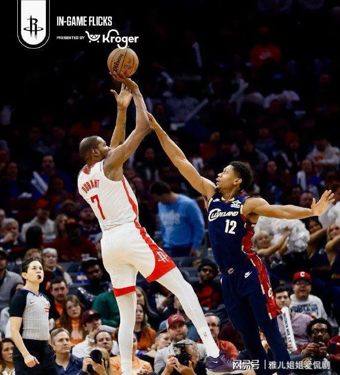 爵士险胜火箭，米切尔刷新纪录