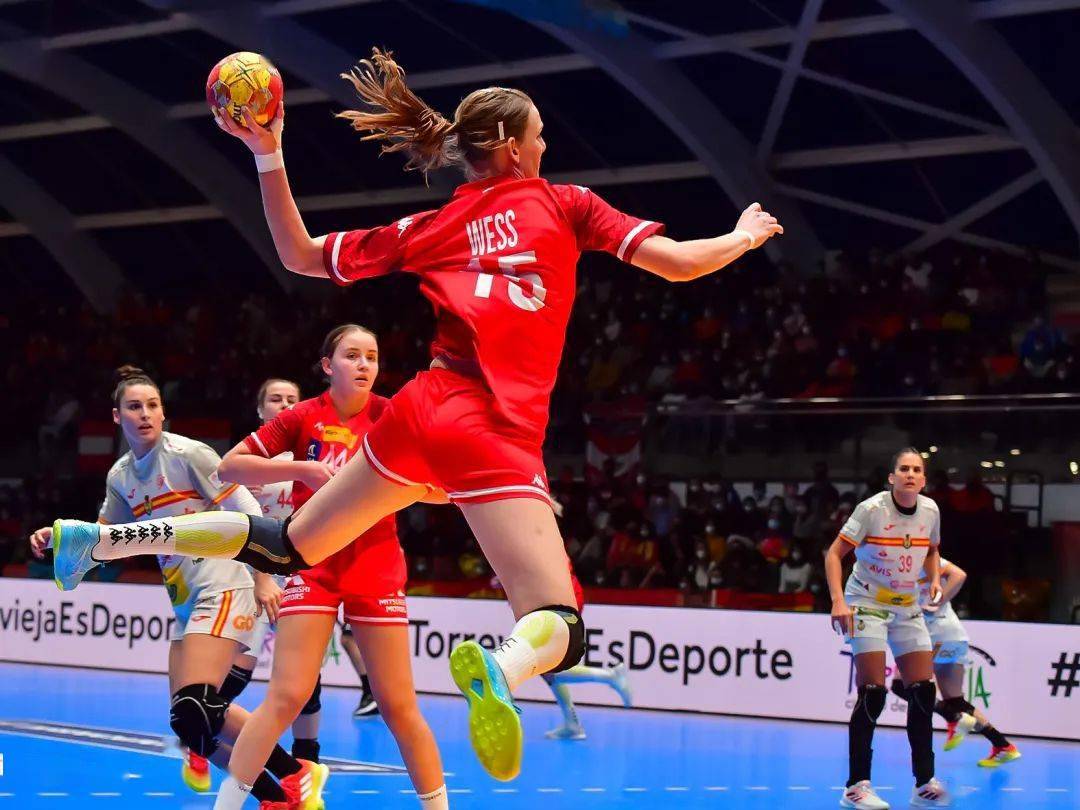 DB彩票-包含奥地利队险胜韩国队，梁靖崑刷新纪录的词条